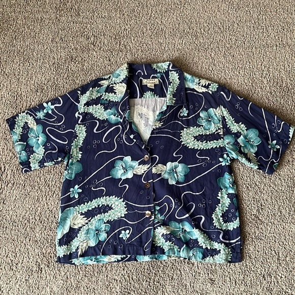 Tommy Bahama button down - Picture 1 of 3
